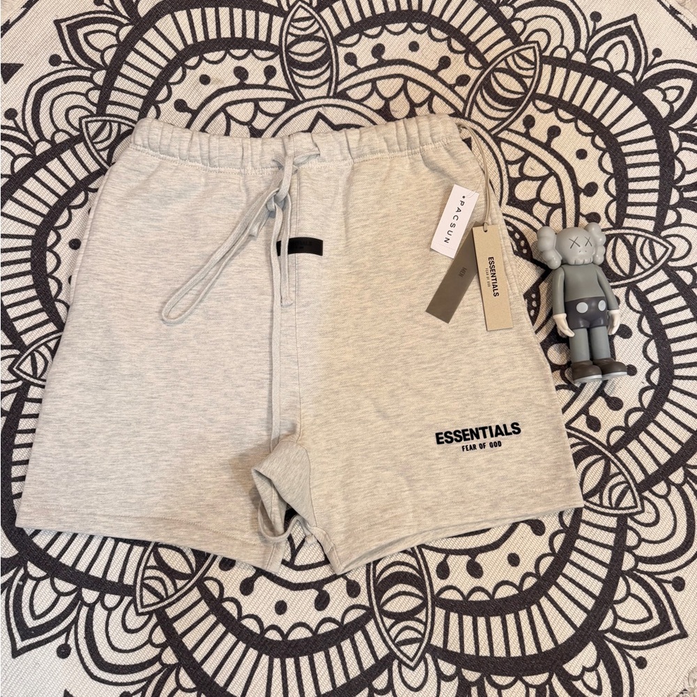 Fear of God Essentials Shorts (ss22)